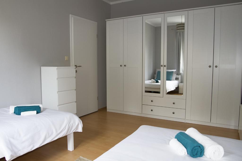 Sea Stone Apartment Подстрана Екстериор снимка